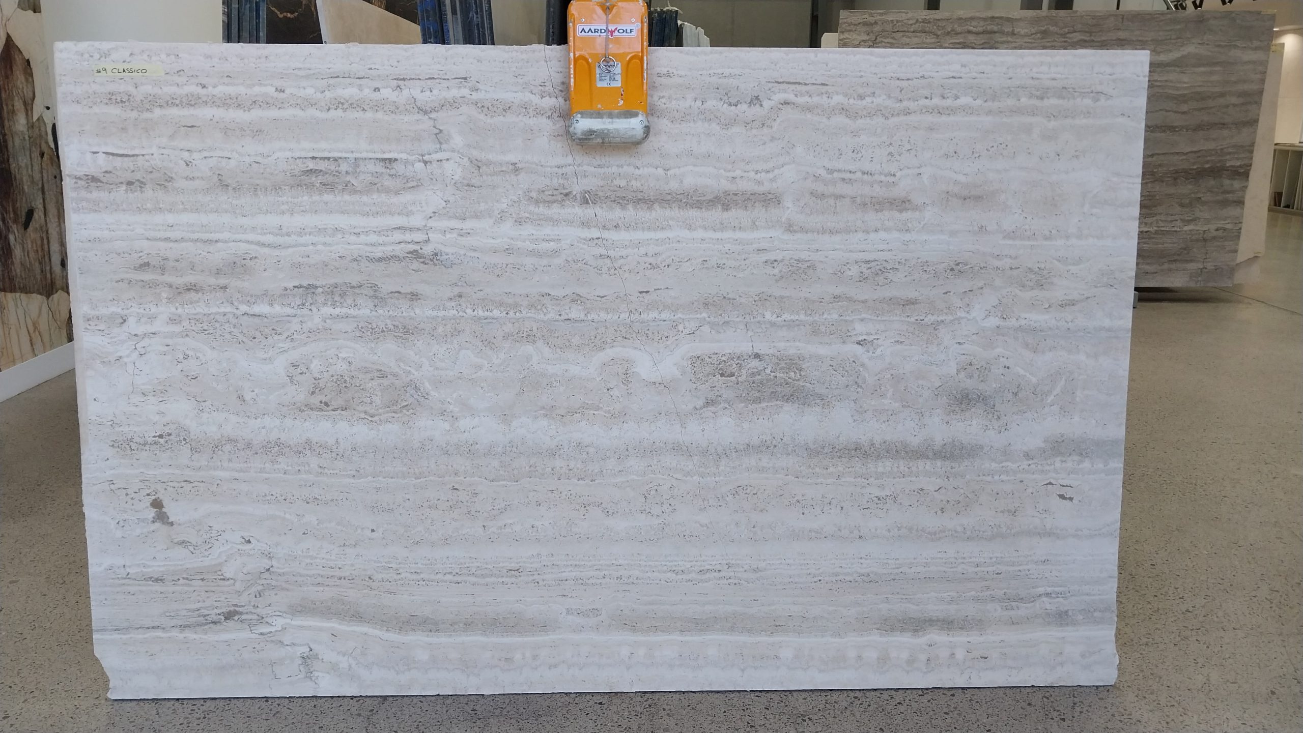 Worldstone Classico Light Vein Cut Batch 062023 #9 (Broken)