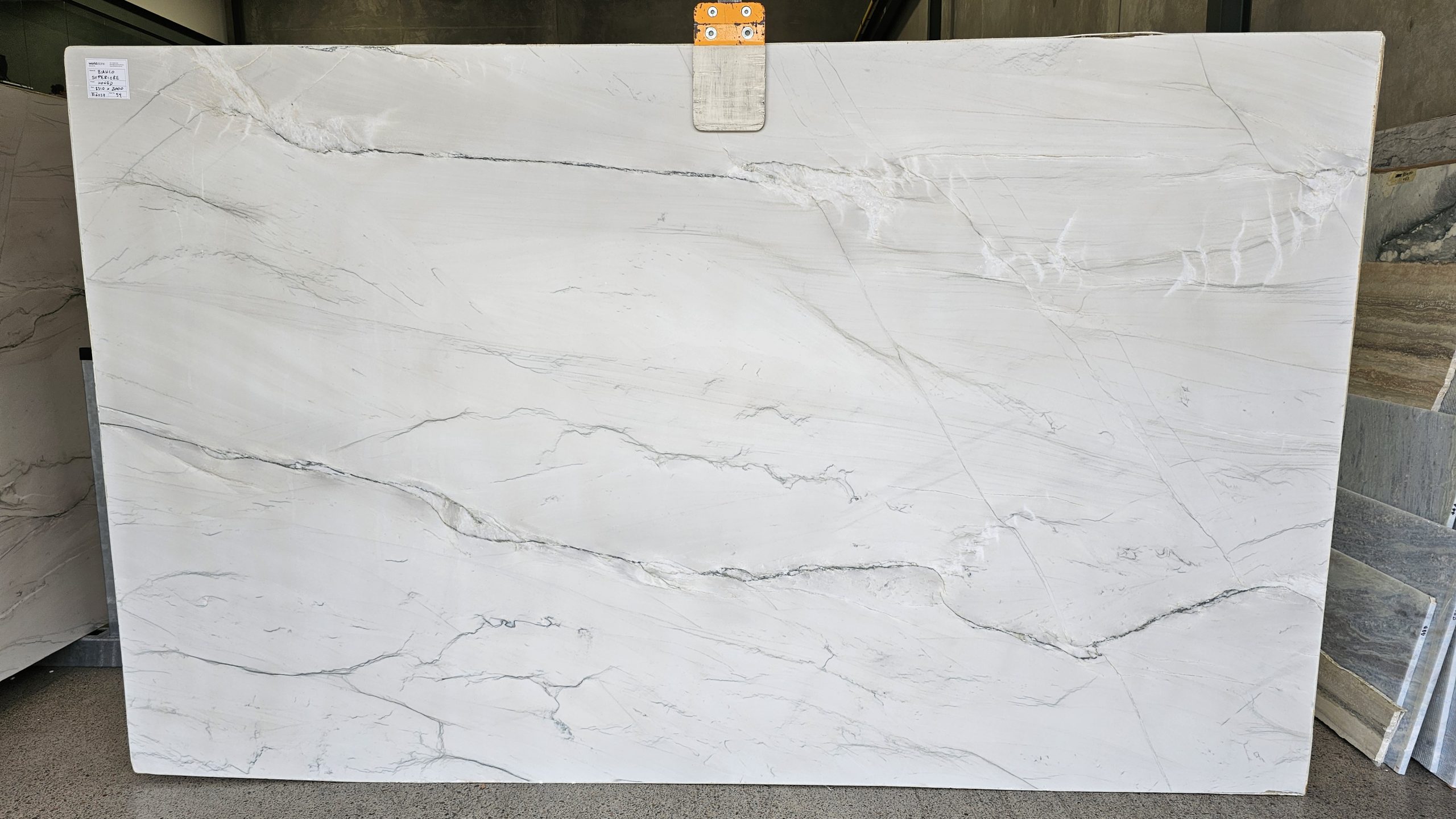 Worldstone. Bianco Superiore Batch B16027 Slab #54