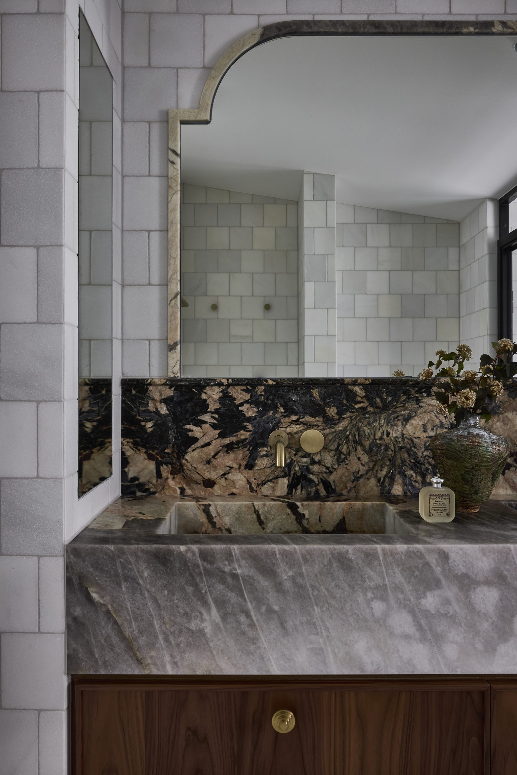 WS_Studio York_Bellevue Hill House_Patagonia Pink + Ongouma + Cippolino (3)